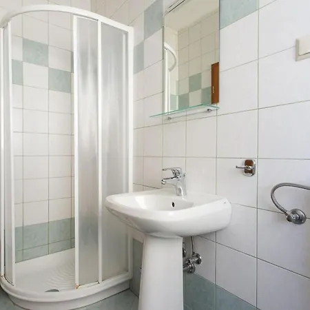 Mrakovcic2 By Interhome Baska (Krk)